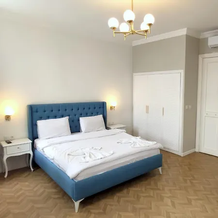 Revina Hotel 3*
